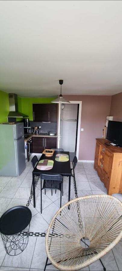 gites de l'archange Courtils Exterior foto
