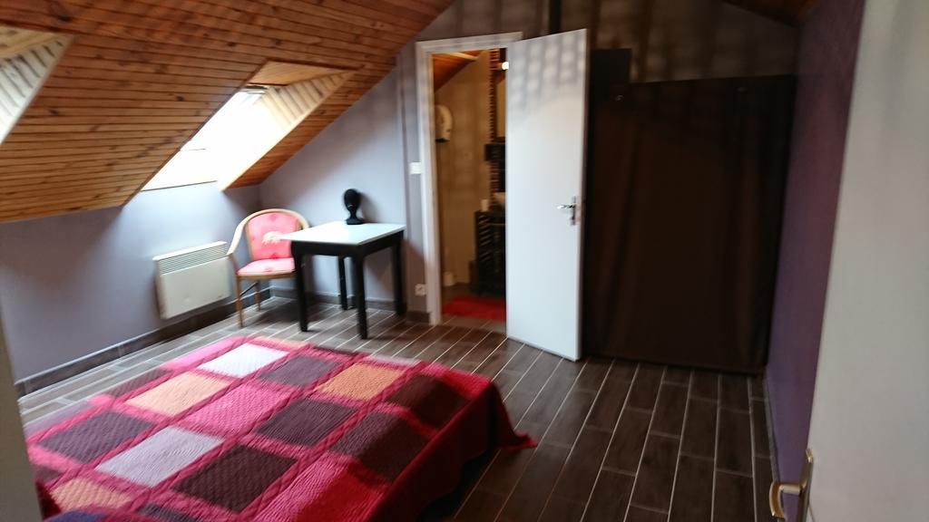 gites de l'archange Courtils Exterior foto